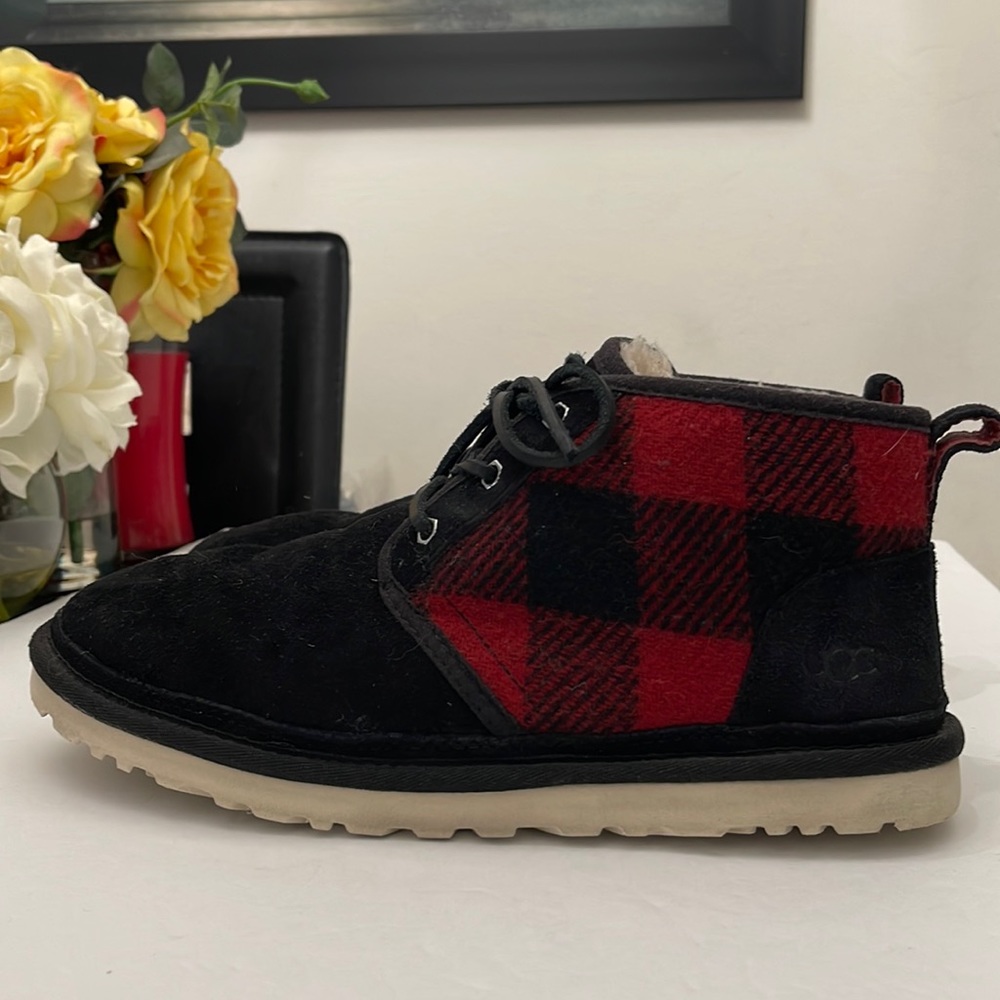UGG NEUMEL PLAID WOOL BLACK RED CLASSIC BOOTS MENS SIZE 10